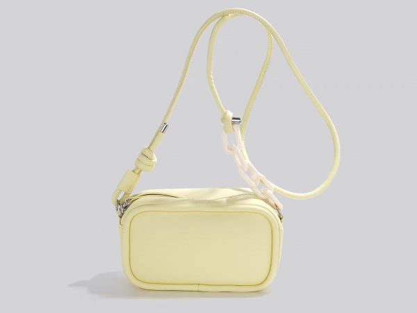 Shoulder bag 90-91