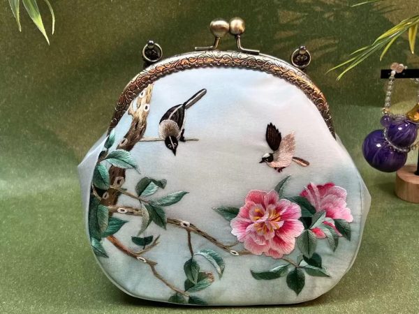 Clutch bag22B3-S76