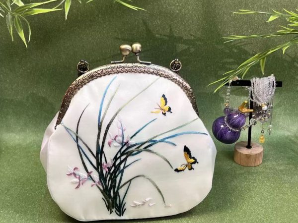Clutch bag22B3-S77